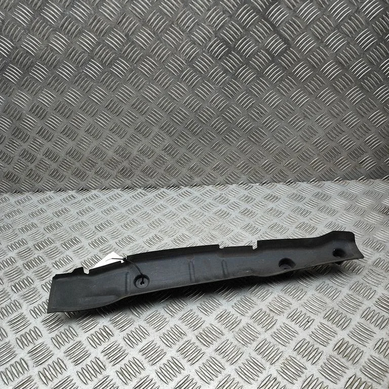 Fender end trim – Audi A5 Sportback 8TA (2009-2016)