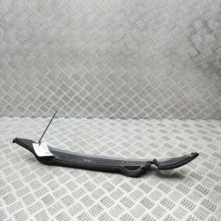 Spārna nobeiguma apdare 638205SH1A