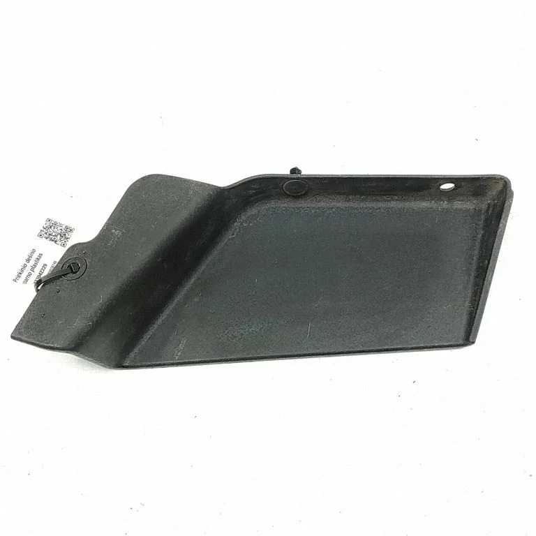 Fender end trim 84121D9001