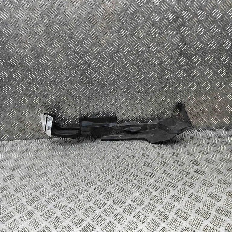 Poritiiva otsaliist 8W6821170C