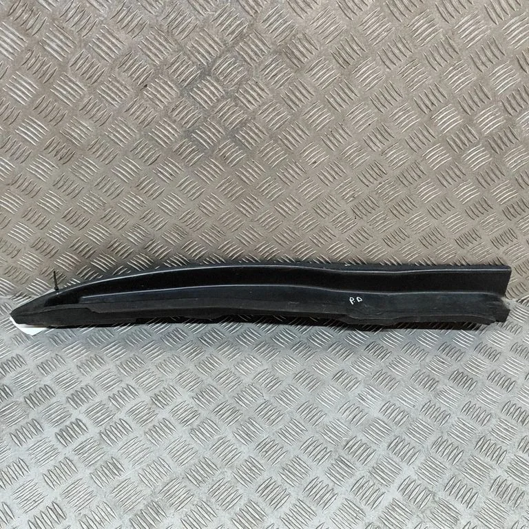 Fender end trim 670009240