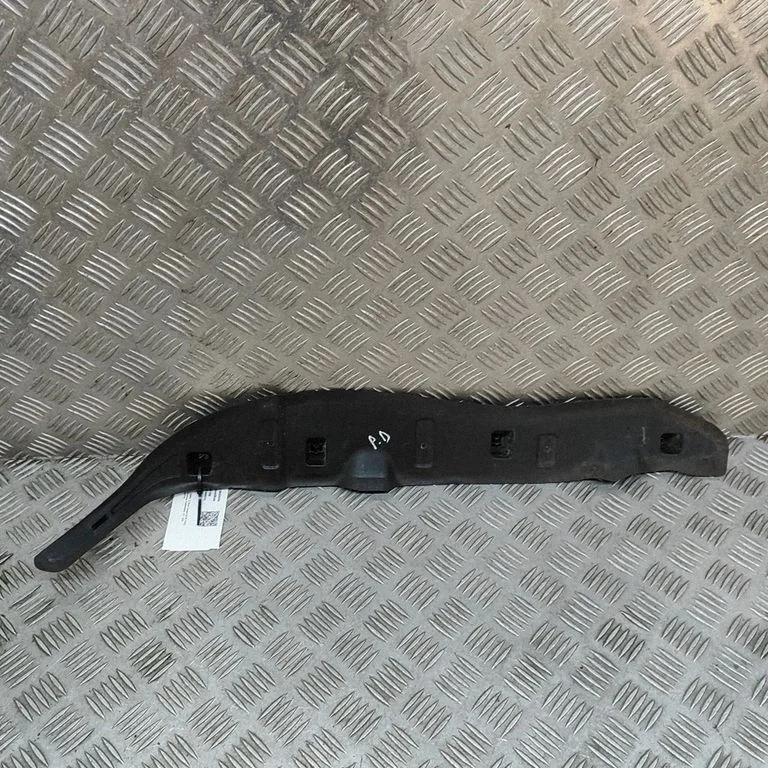 Fender end trim – BMW Series 8 M8 F91 F92 G14 G15 (2019-)