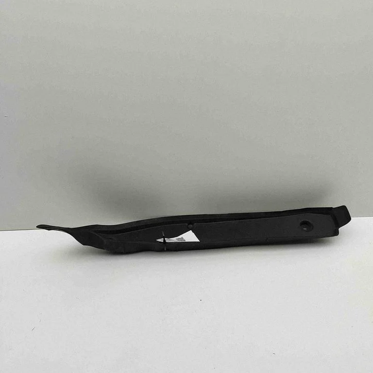 Spārna nobeiguma apdare A2138890400