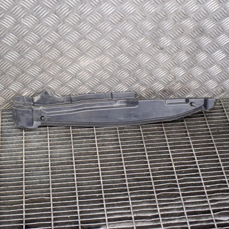 Spārna nobeiguma apdare 74175T1GAG000