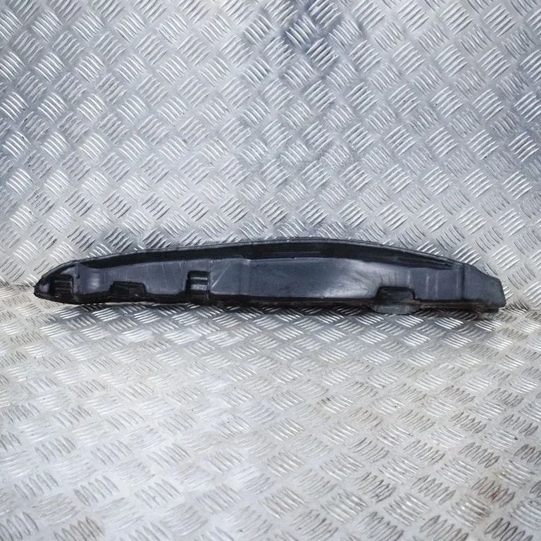 Spārna nobeiguma apdare 841423U000