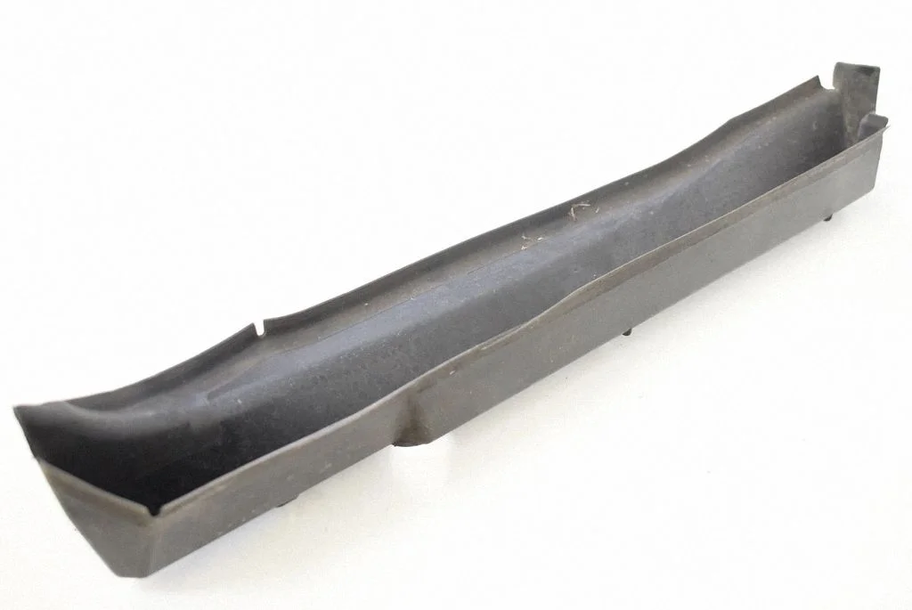 Fender end trim A2128890225
