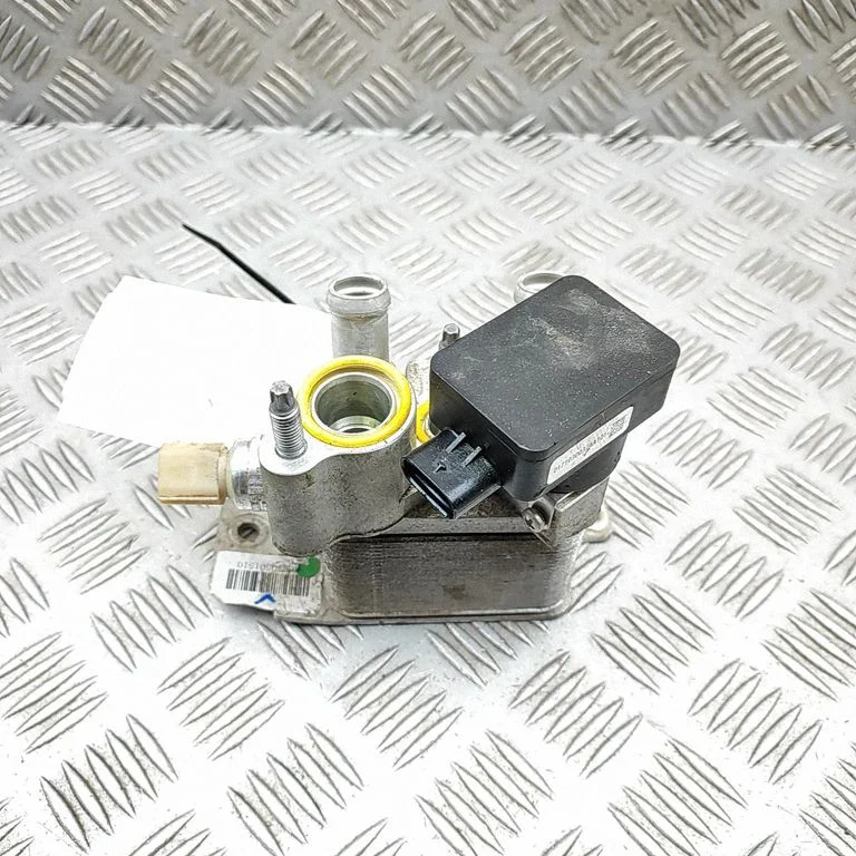Wentylator baterii hybrydy / auta elektrycznego 32373350