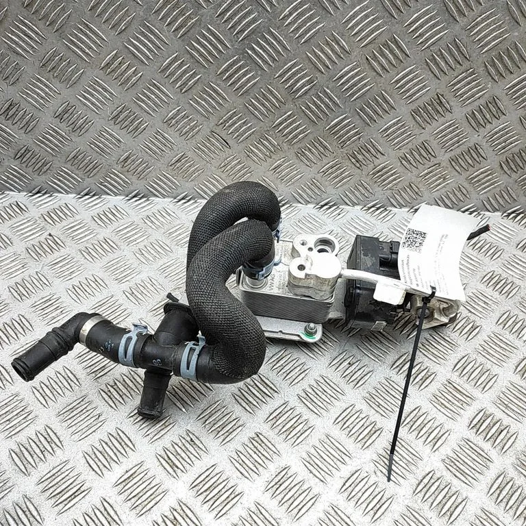Hübriid-/elektriauto aku jahutusventilaator 4M0816115A
