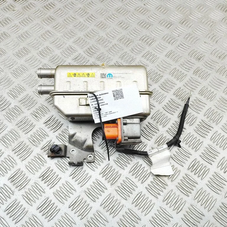 Hübriid-/elektriauto aku jahutusventilaator 52209339 – Fiat 500E (2019-)