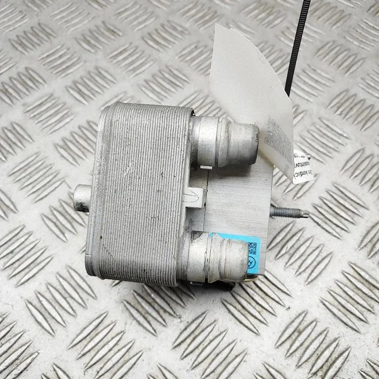 Hibrīda/elektromobiļa akumulatora dzesētājs (ventilators) 09000003