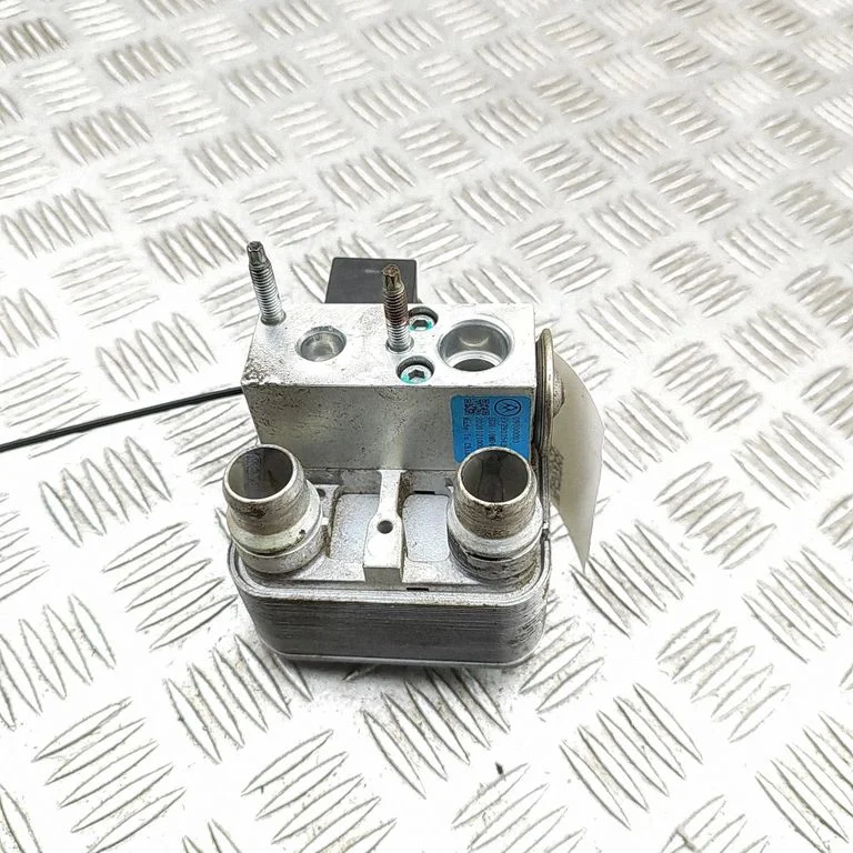 Hibrīda/elektromobiļa akumulatora dzesētājs (ventilators) EV29035426