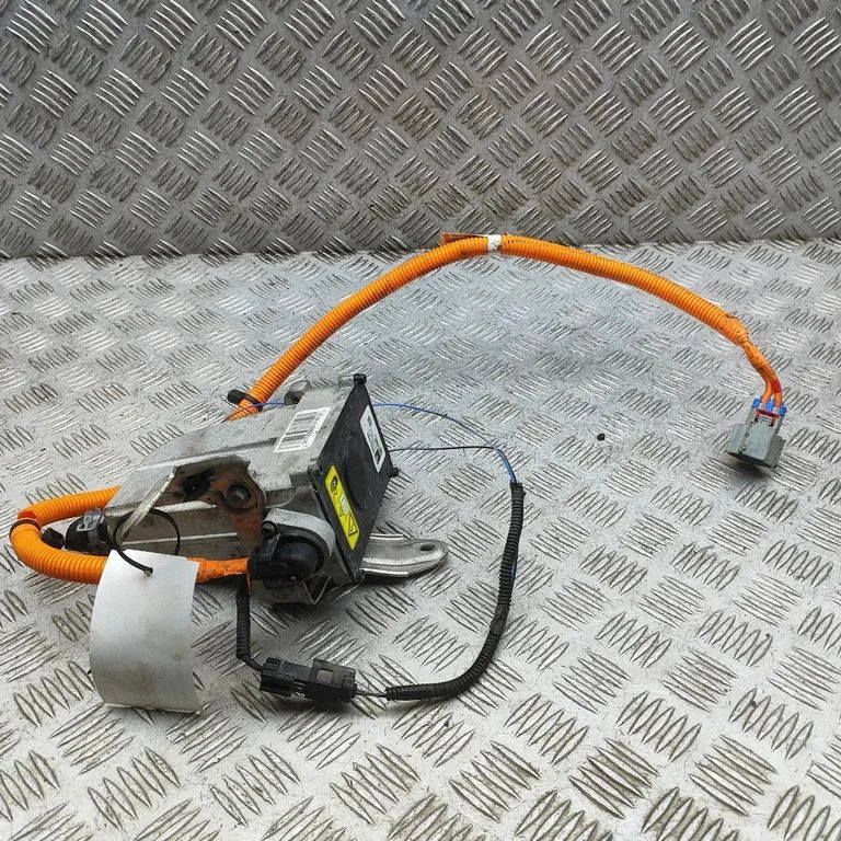 Hübriid-/elektriauto aku jahutusventilaator 104894100F