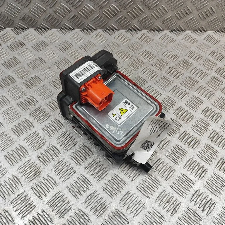 Hübriid-/elektriauto aku jahutusventilaator – Ford Kuga III (2020-)