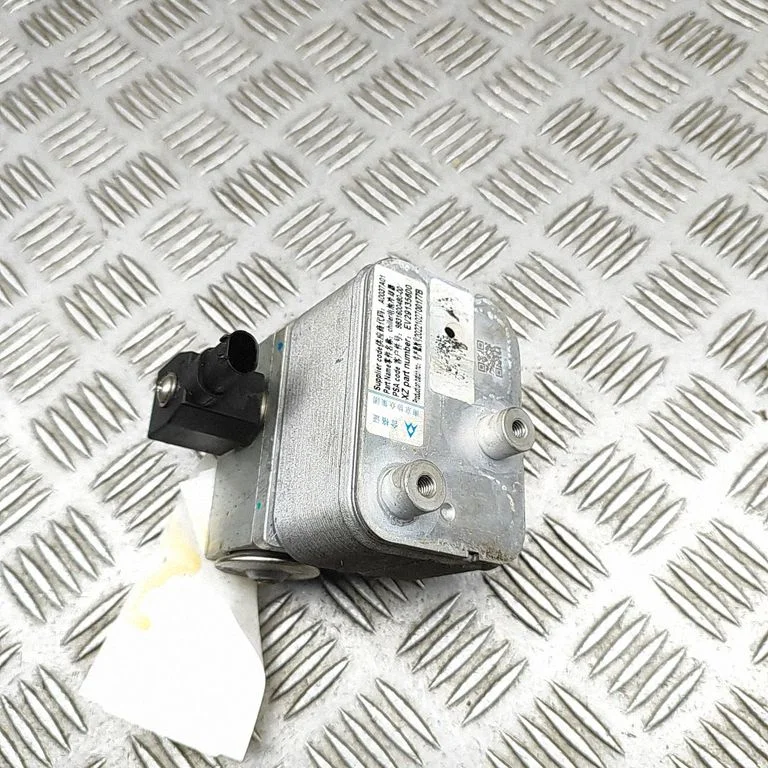 Hibrīda/elektromobiļa akumulatora dzesētājs (ventilators) EV29035426