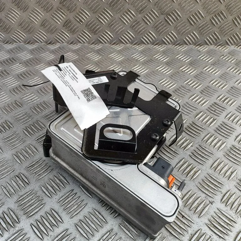 Hybrid/electric vehicle battery fan – Audi Q4 e-tron (2021-)