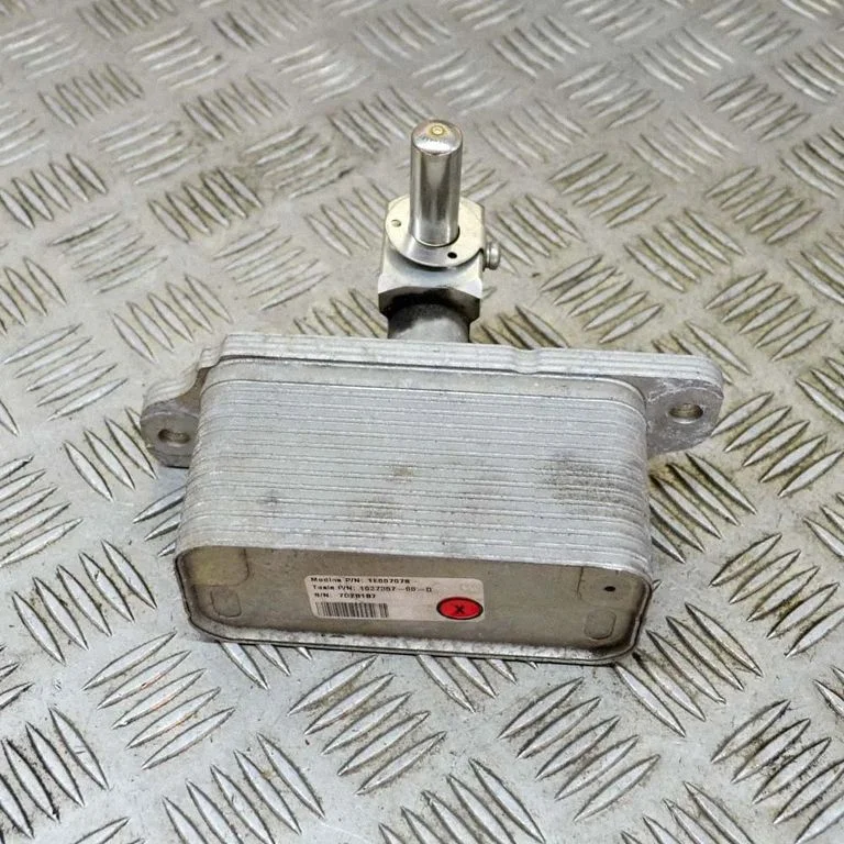 Hibrīda/elektromobiļa akumulatora dzesētājs (ventilators) 1EQ07078