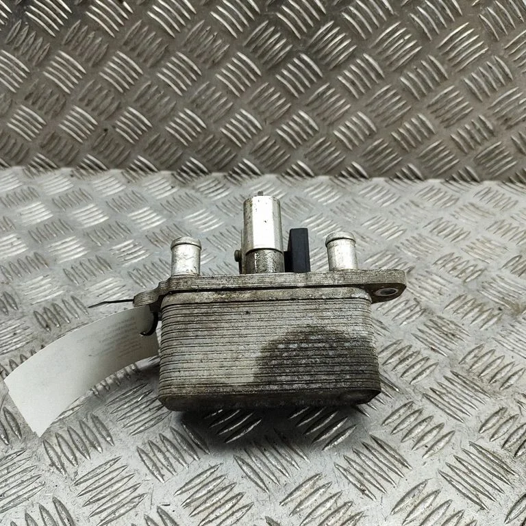 Hübriid-/elektriauto aku jahutusventilaator 103904000C