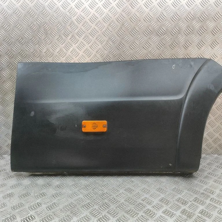Moldings uz aizmugurējā spārna 1311716070