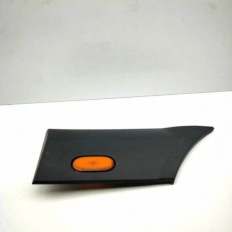 Moldings uz aizmugurējā spārna A9066903162