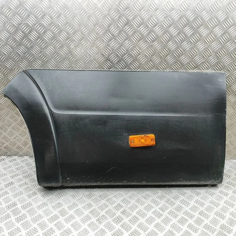 Moldings uz aizmugurējā spārna 1311546070