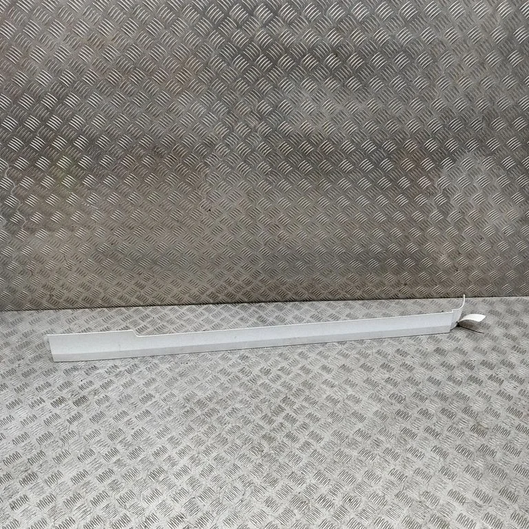 Rear fender molding trim – Mercedes-Benz Vito Viano W447 (2014-)