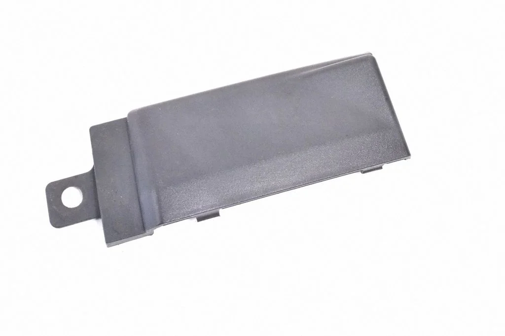 Moldings uz aizmugurējā spārna A9068802871