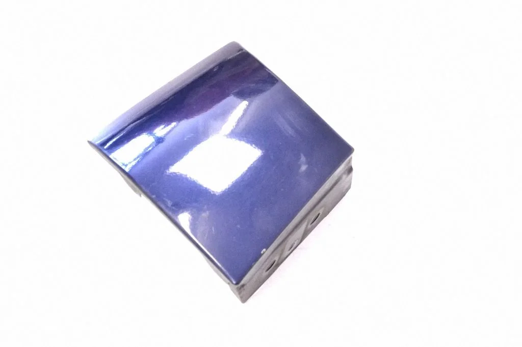 Moldings uz aizmugurējā spārna – kreisā