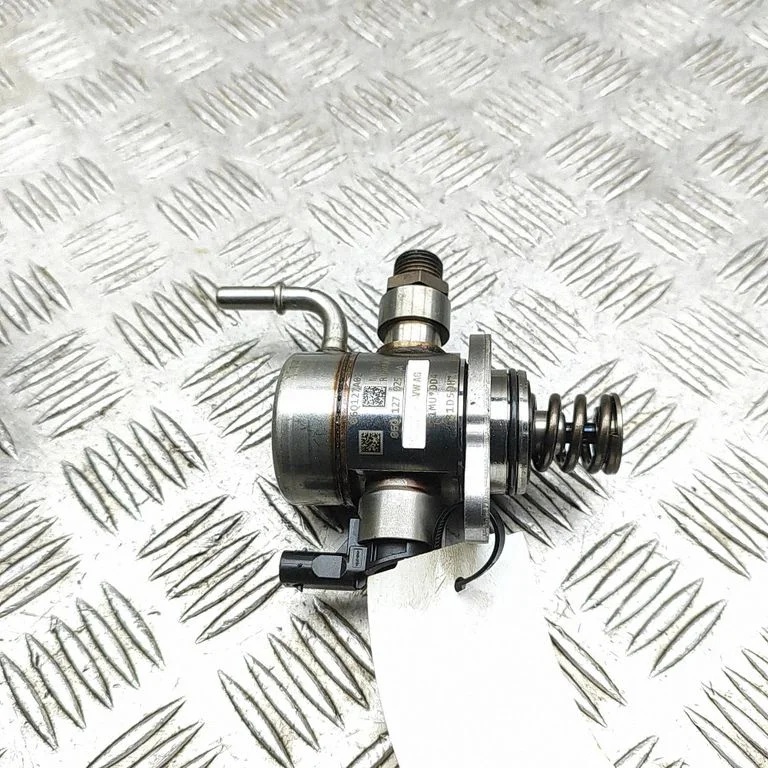Mehaaniline kütusepump 06Q127025AA