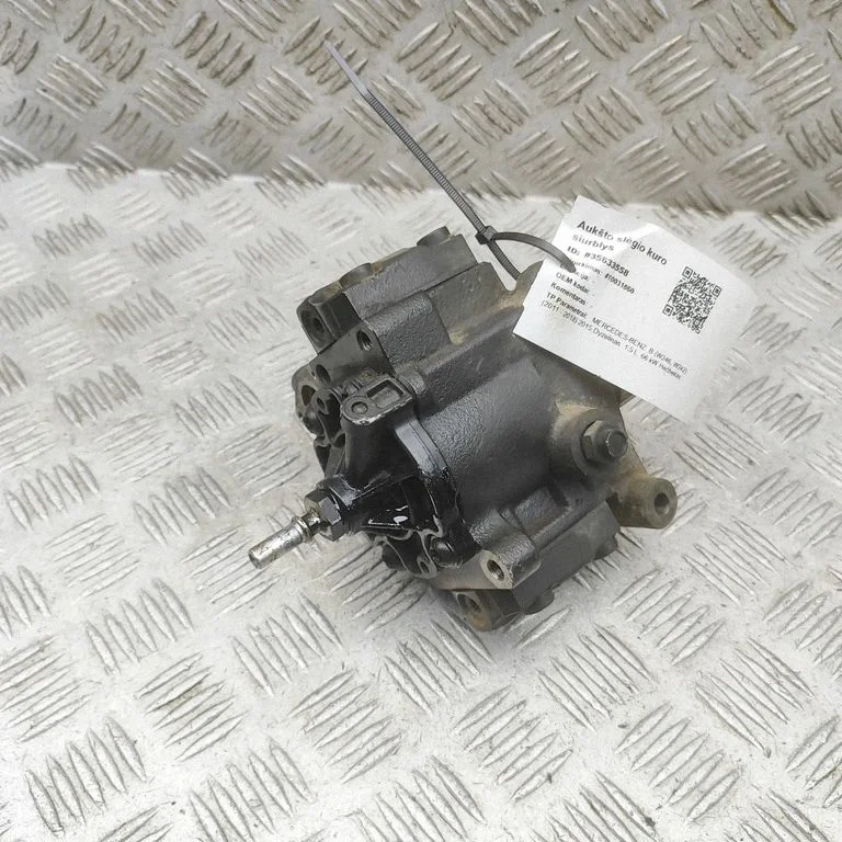 Mechanical fuel pump 167002413R