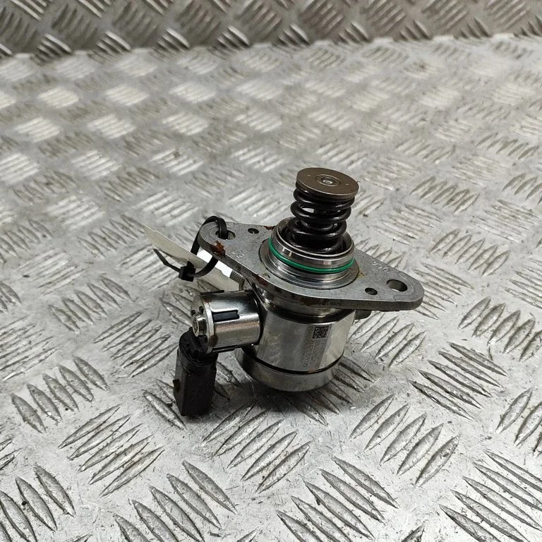 Mechanical fuel pump 0261520625