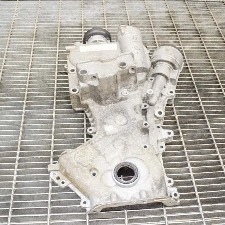 Gāzu sadales ķēdes vāks – Audi A3 S3 8P (2003-2012)