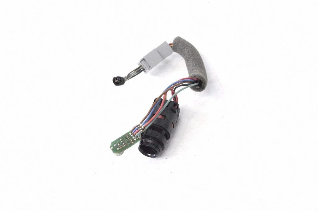 Air quality sensor 8X238B506AA