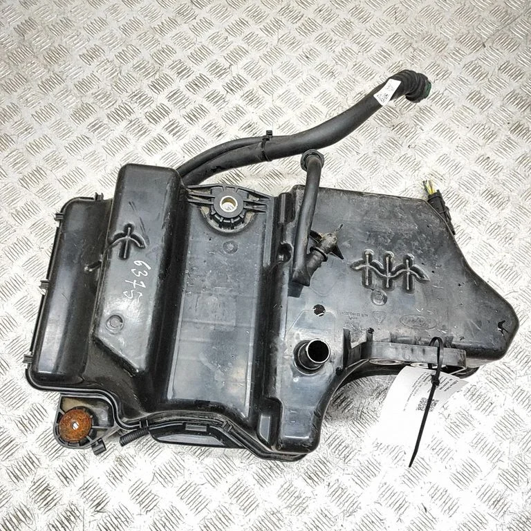 AdBlue šķidruma tvertne JX615J228AF
