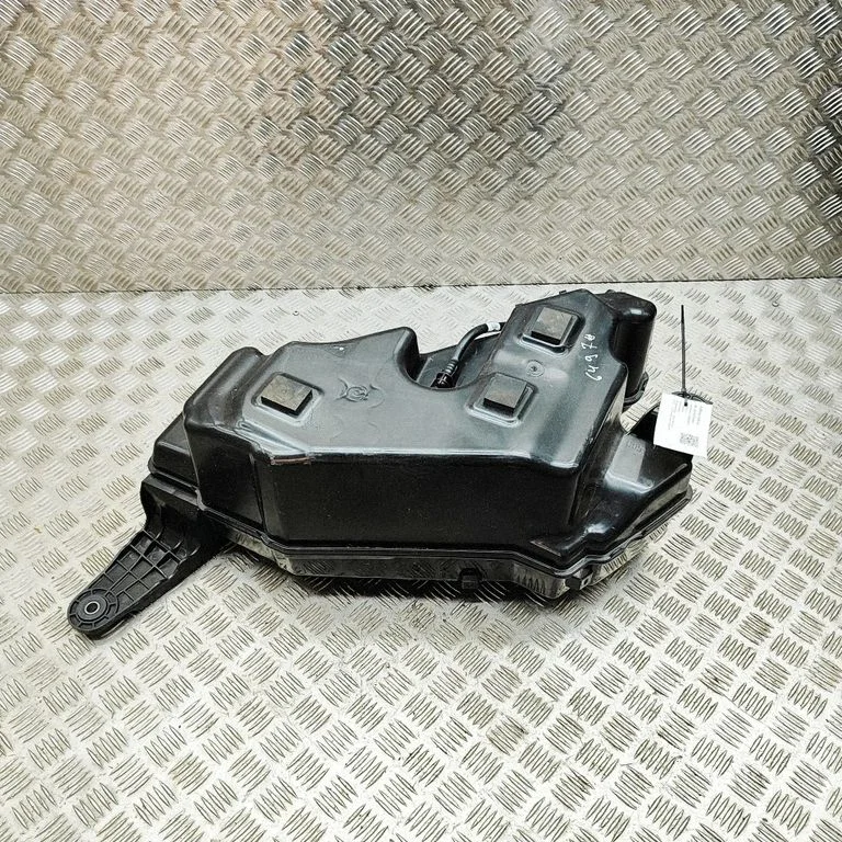AdBlue liquid reservoir – BMW X6 G06 (2019-)