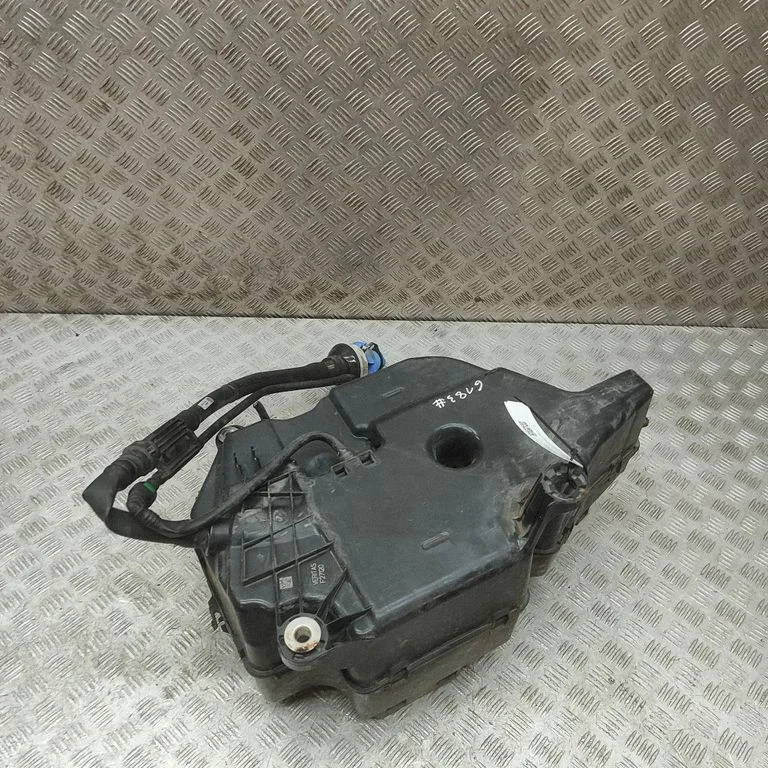 AdBlue šķidruma tvertne KK315J228AD