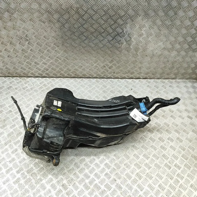 AdBlue šķidruma tvertne 4077201AB