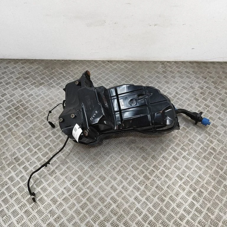 AdBlue liquid reservoir 4077010BC