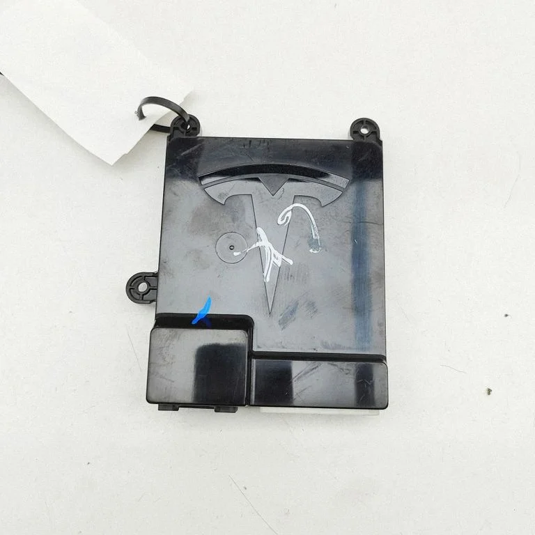 Seat control module 105406910F