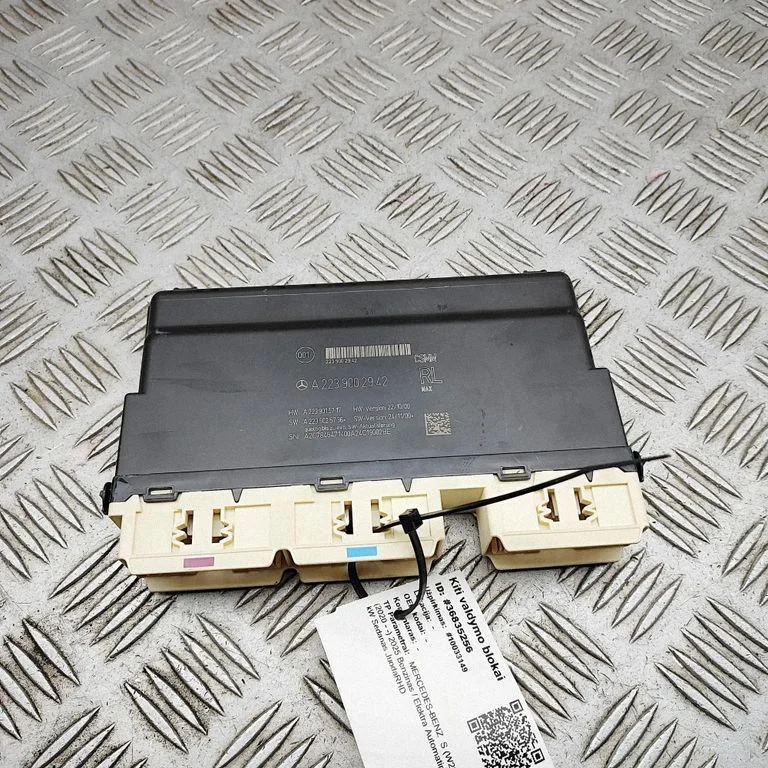 Sēdekļa vadības bloks A2239015717
