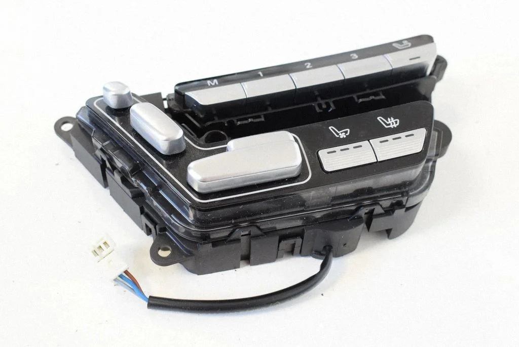 Sēdekļa vadības bloks – Mercedes-Benz S klase W221 (2005-2013)