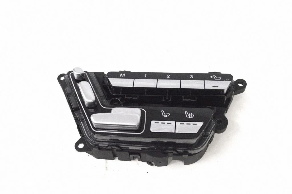 Sēdekļa vadības bloks A2218701479