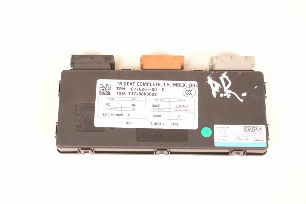 Seat control module 107762600C