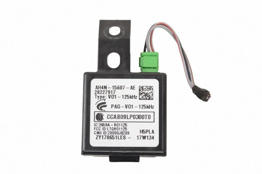 Bezatslēgas sistēmas KESSY (keyless) vadības bloks/modulis AH4N15607AE