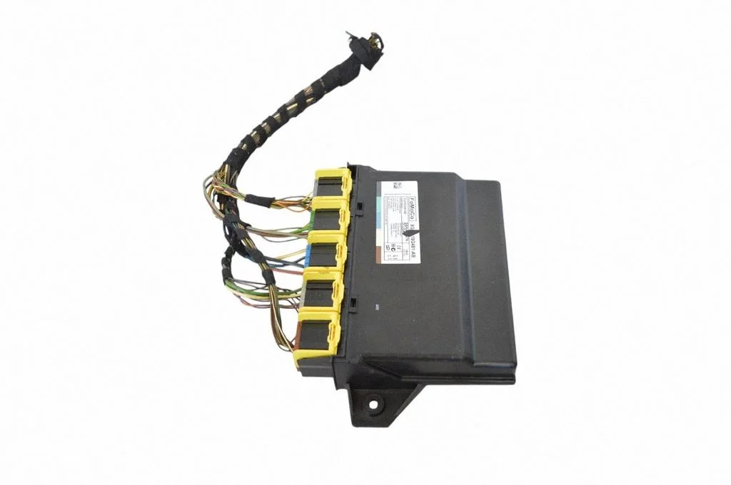 Bezatslēgas sistēmas KESSY (keyless) vadības bloks/modulis – Jaguar XF X250 (2007-2015)