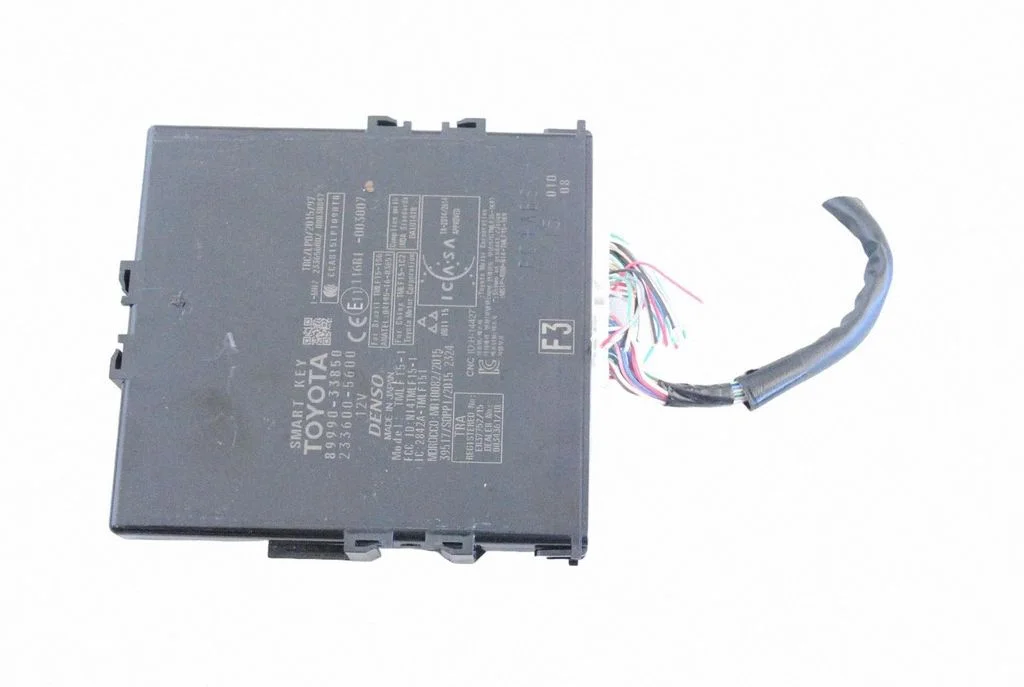 Võtmeta süsteemi KESSY (keyless) juhtplokk/moodul 2336005600 – Lexus ES VII XZ10 (2018-2021)