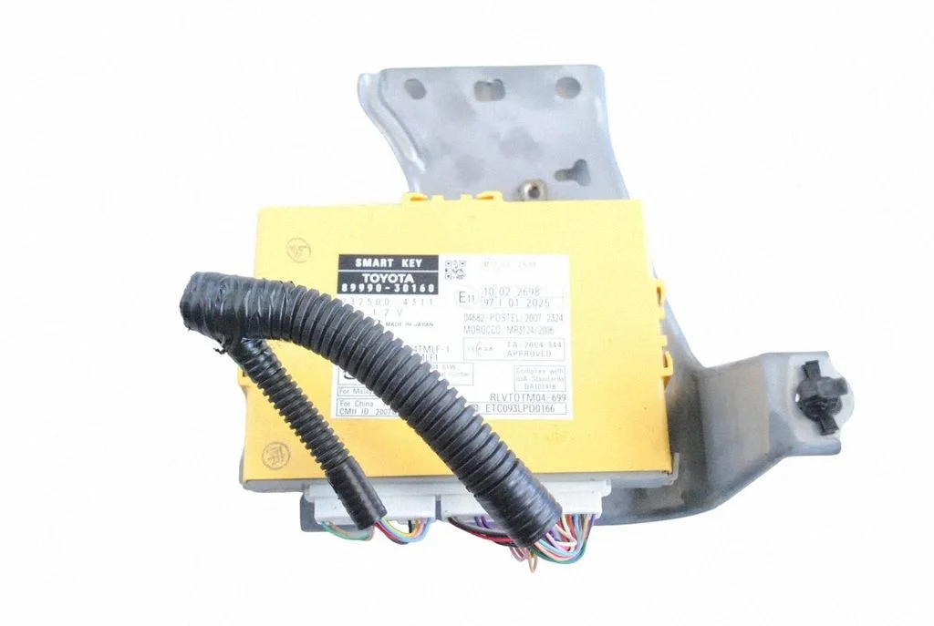 Võtmeta süsteemi KESSY (keyless) juhtplokk/moodul 8999030160