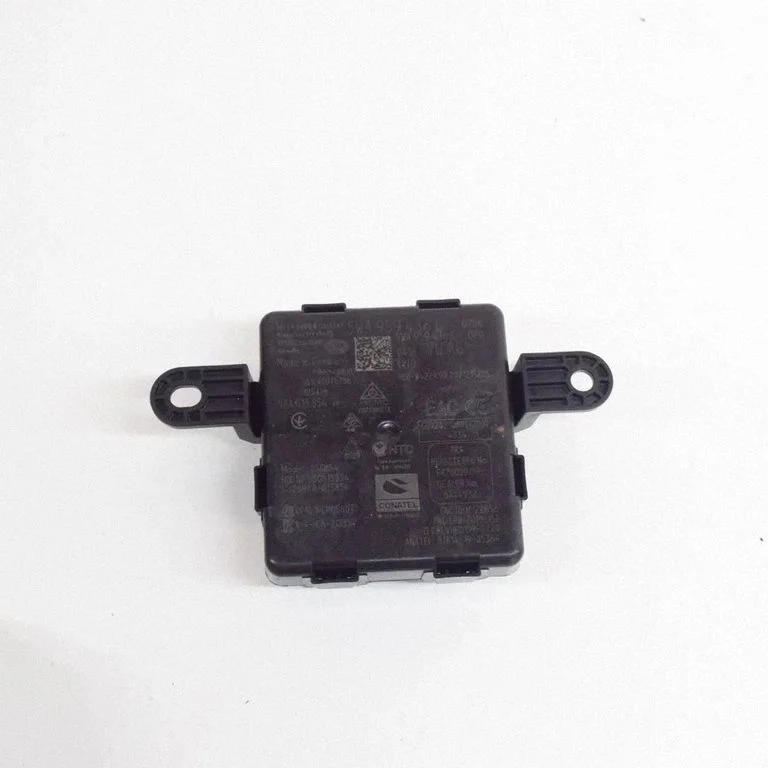 Võtmeta süsteemi KESSY (keyless) juhtplokk/moodul 5WA959436G