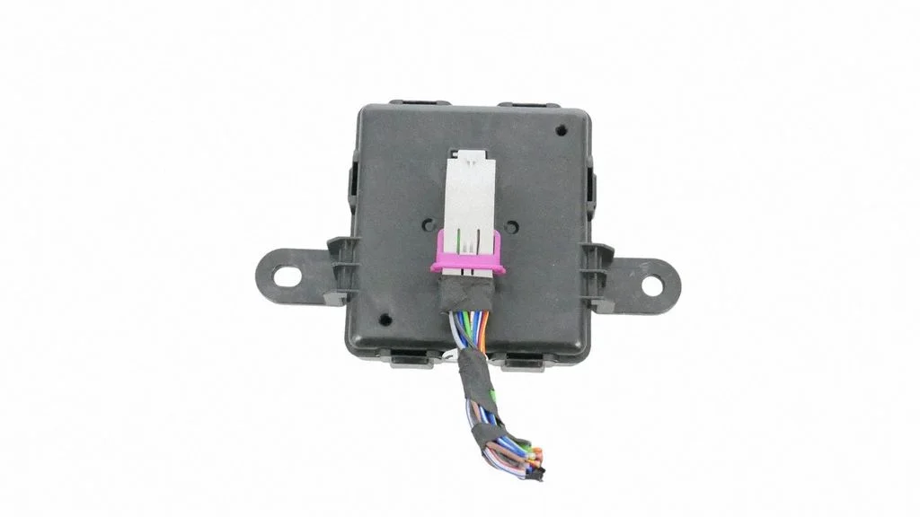 Võtmeta süsteemi KESSY (keyless) juhtplokk/moodul 5WA959436J