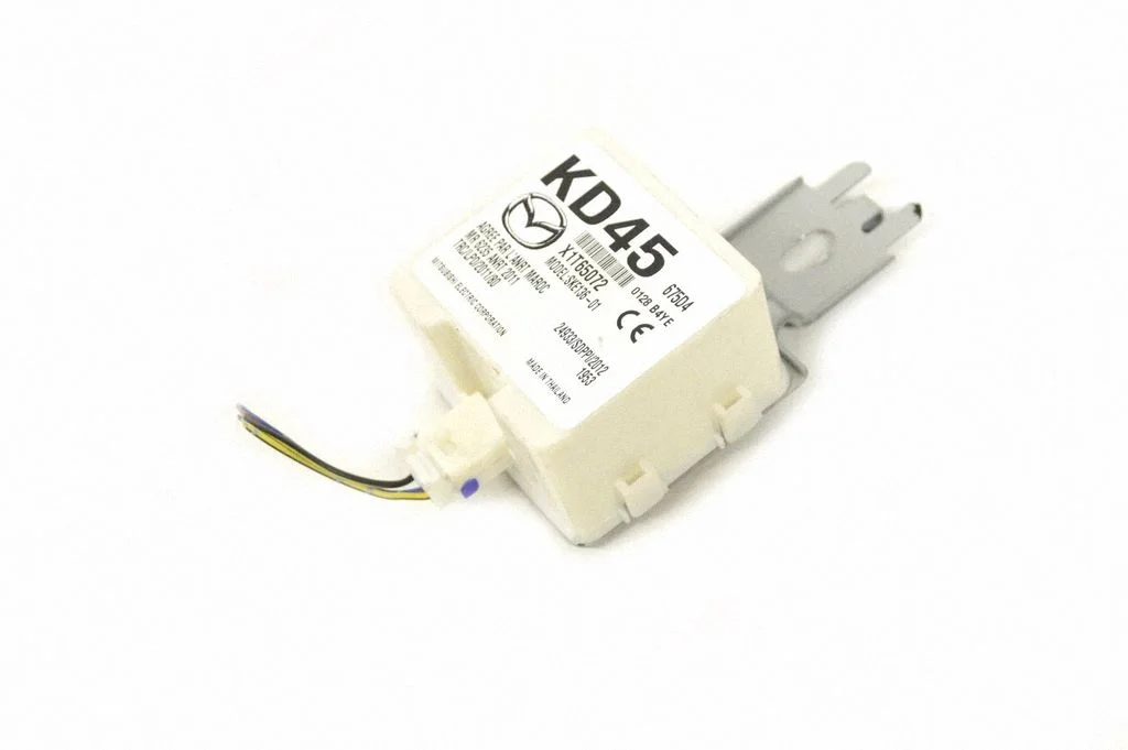 Bezatslēgas sistēmas KESSY (keyless) vadības bloks/modulis SKE13601