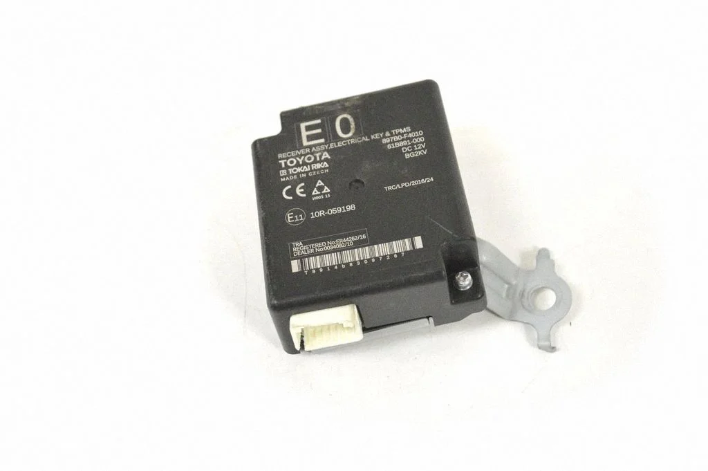 Bezatslēgas sistēmas KESSY (keyless) vadības bloks/modulis 61B891000